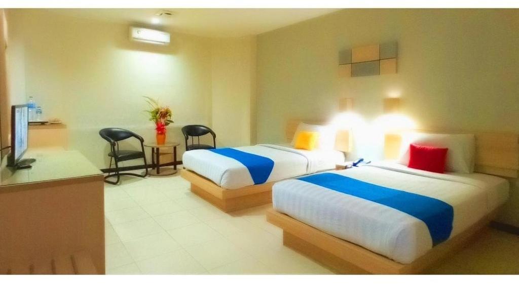 Merpati Hotel Pontianak Eksteriør billede