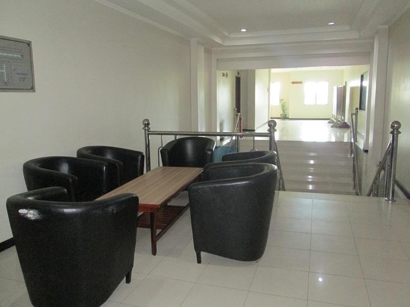 Merpati Hotel Pontianak Eksteriør billede